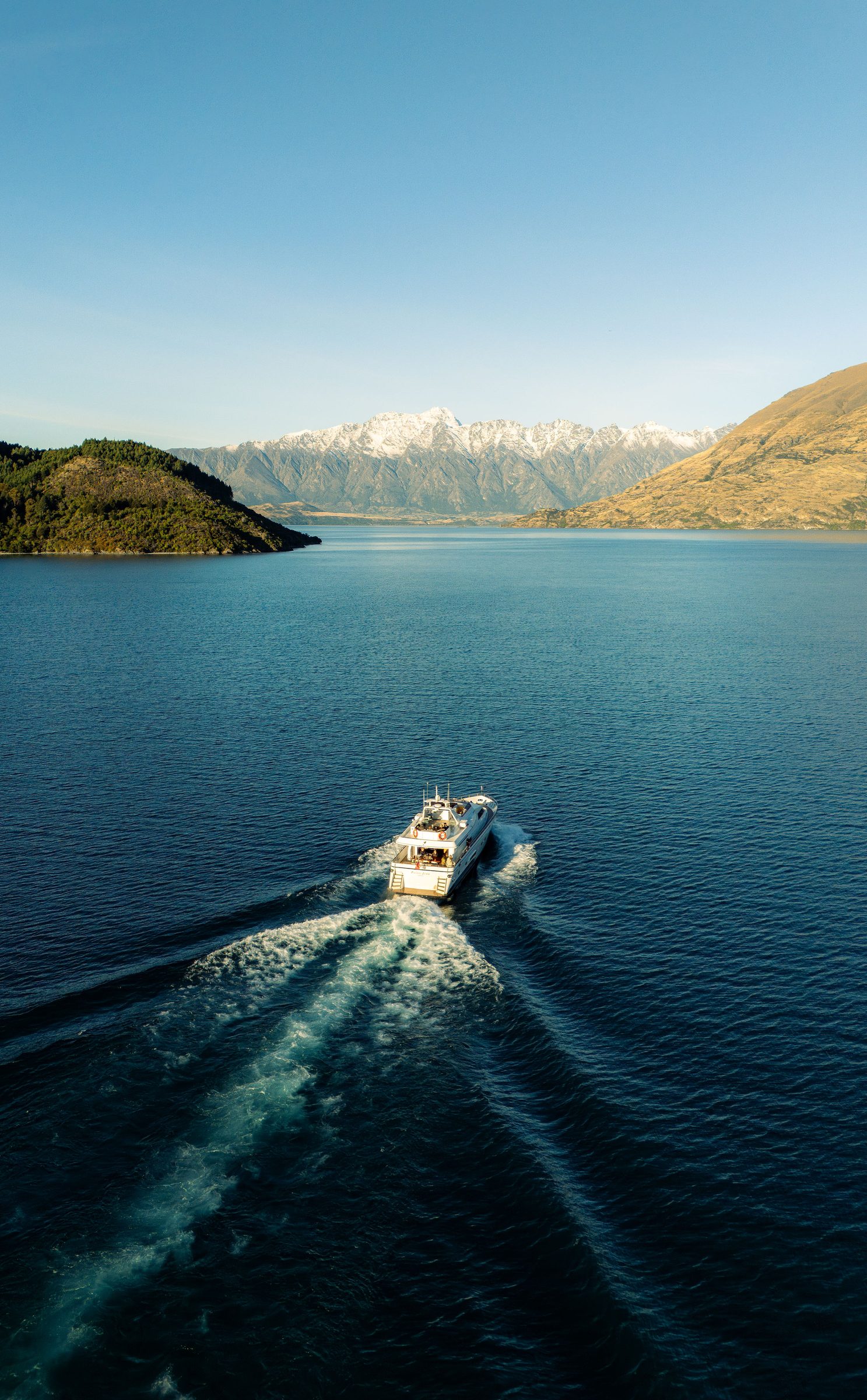 Pacific Jemm cruising into Lake Wakatipu